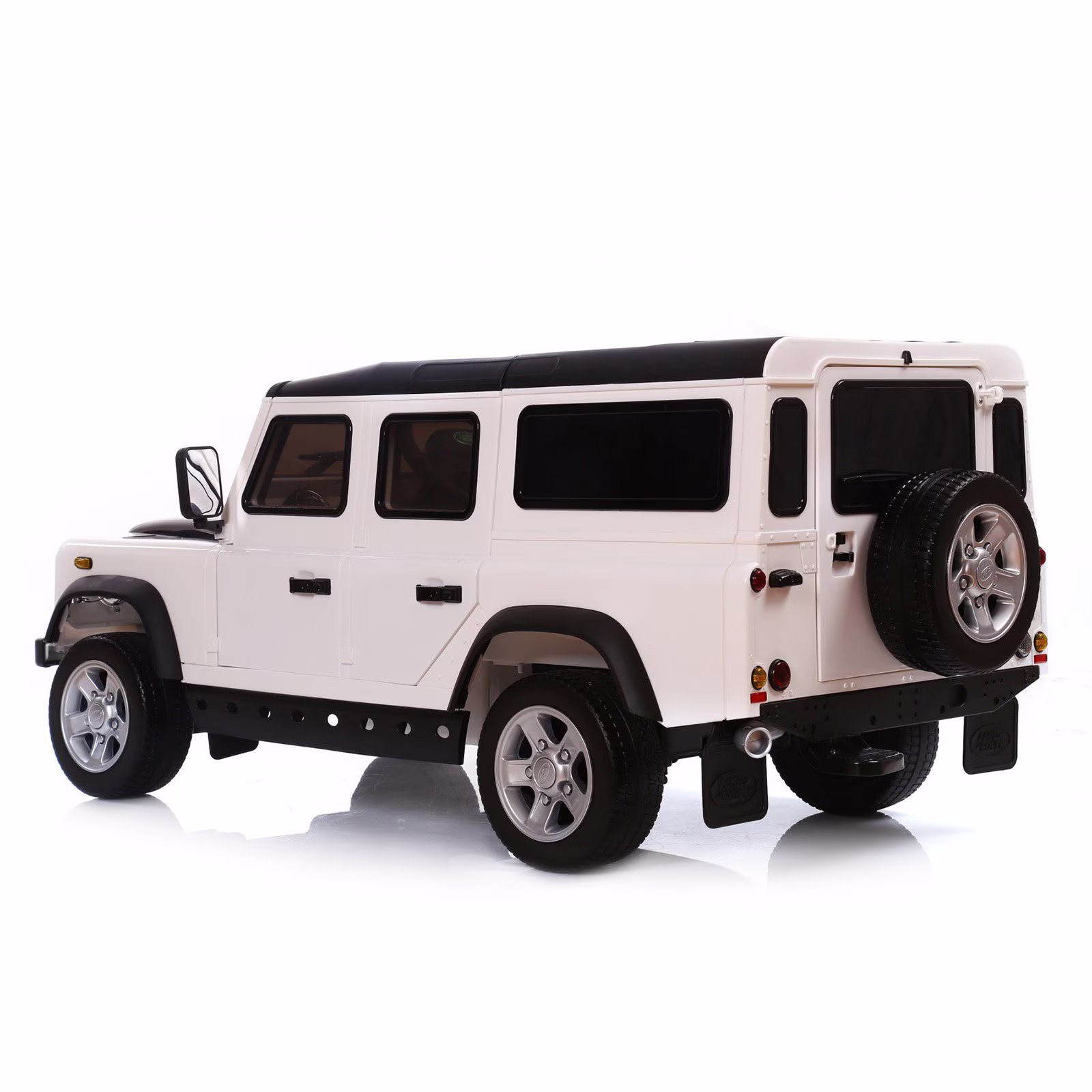 Best Ride On Cars Range Rover Defender Battery Powered Riding Toy - Image 2
