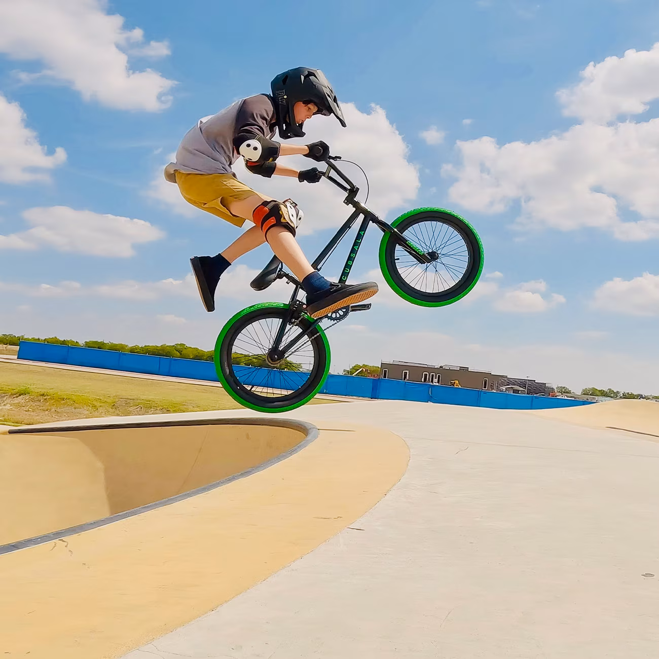 Cubsala Crossea 20 in Freestyle BMX Kids Bike for Age 6-14 Years Old Boys Girls, Black & Green - Image 5