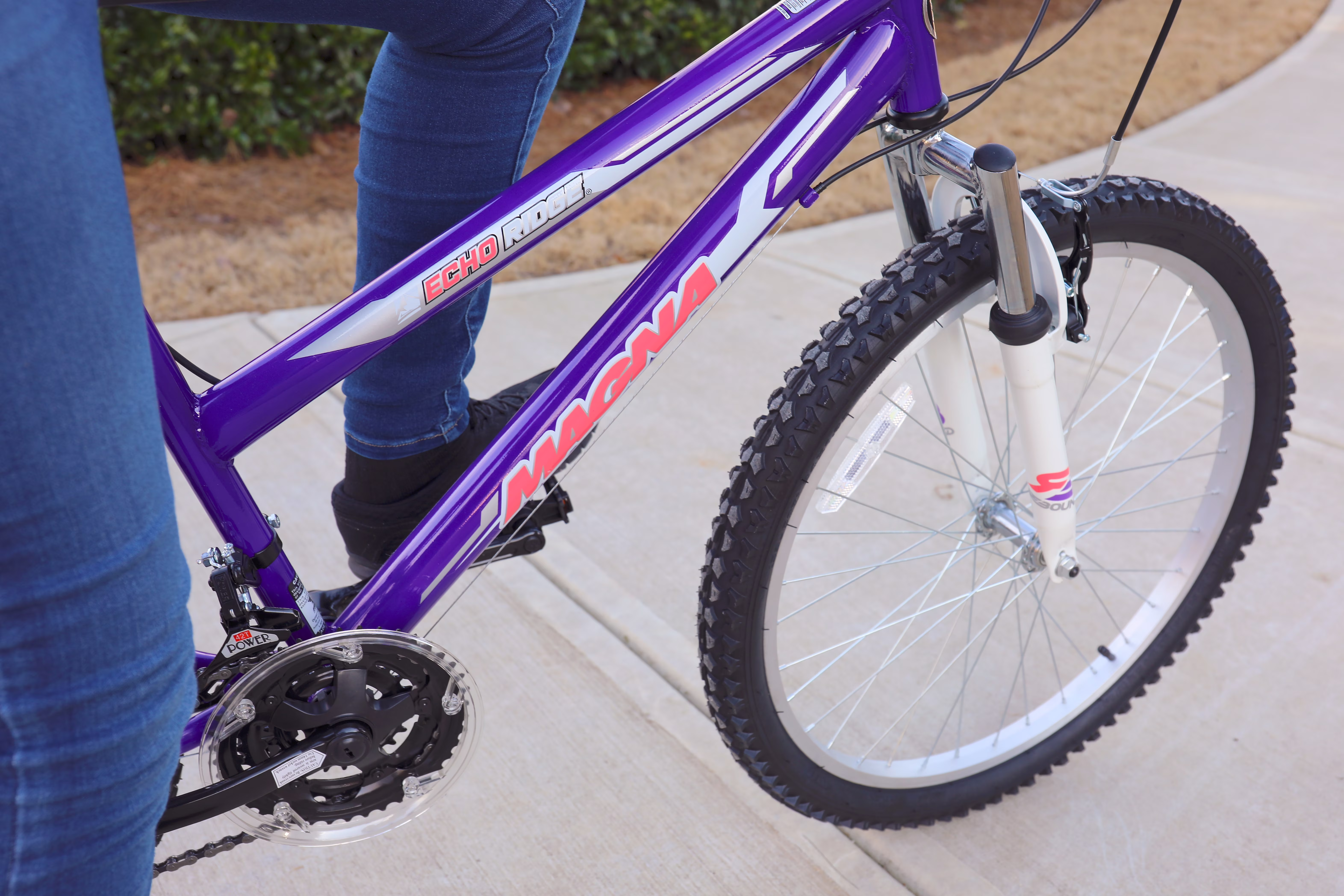 Dynacraft Magna 24-Inch Girls Hybrid Bike For Age 12-99 Years - Image 4