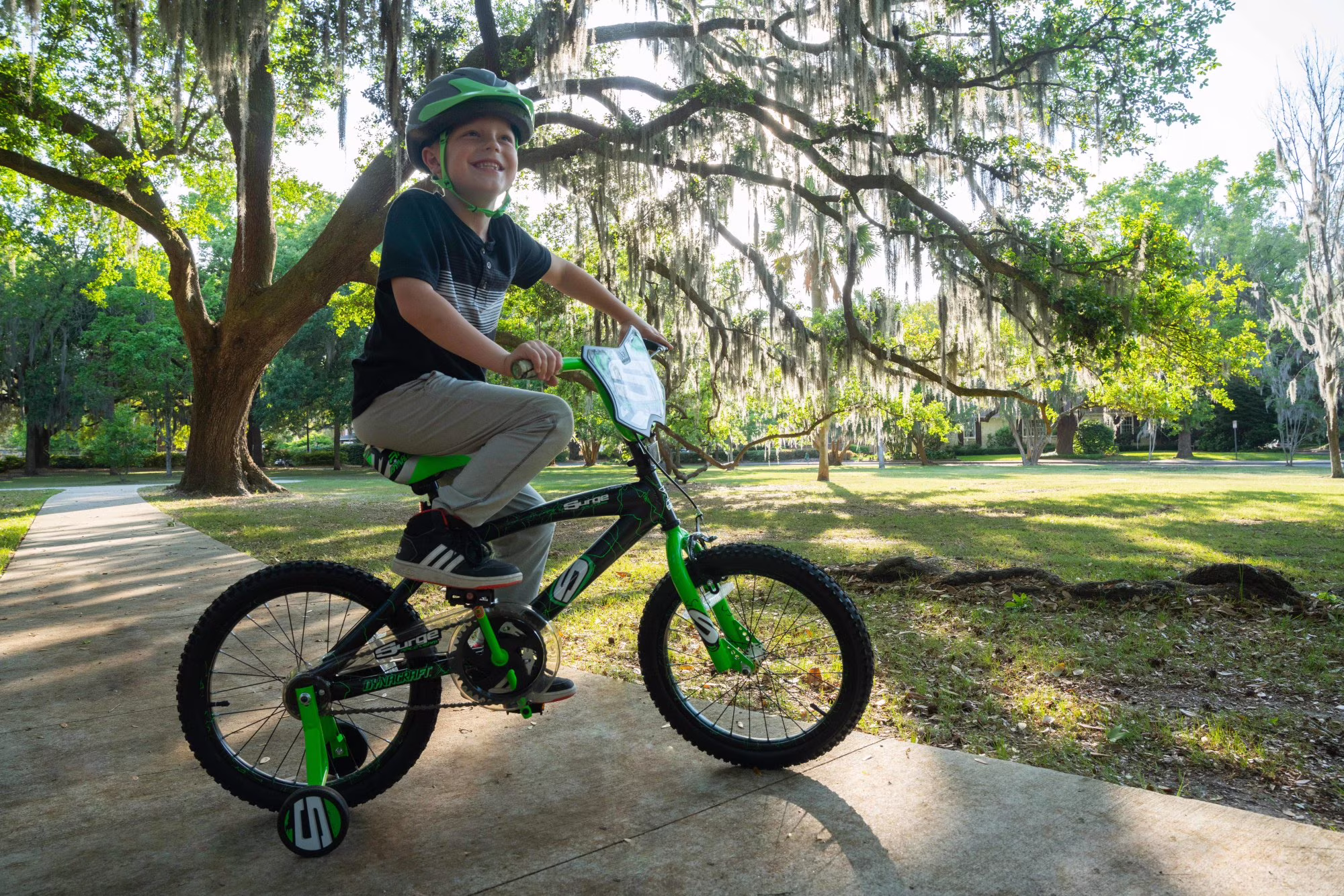 Dynacraft Surge Boys 18" BMX Bike, For Kids Age 6-9 Years, Green - Image 4