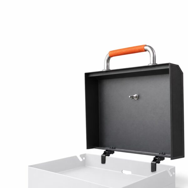 Hinged Lid for 22in Griddle, Hard Hood for Blackstone 22 Inch Omnivore Adventure Ready Tabletop Griddles