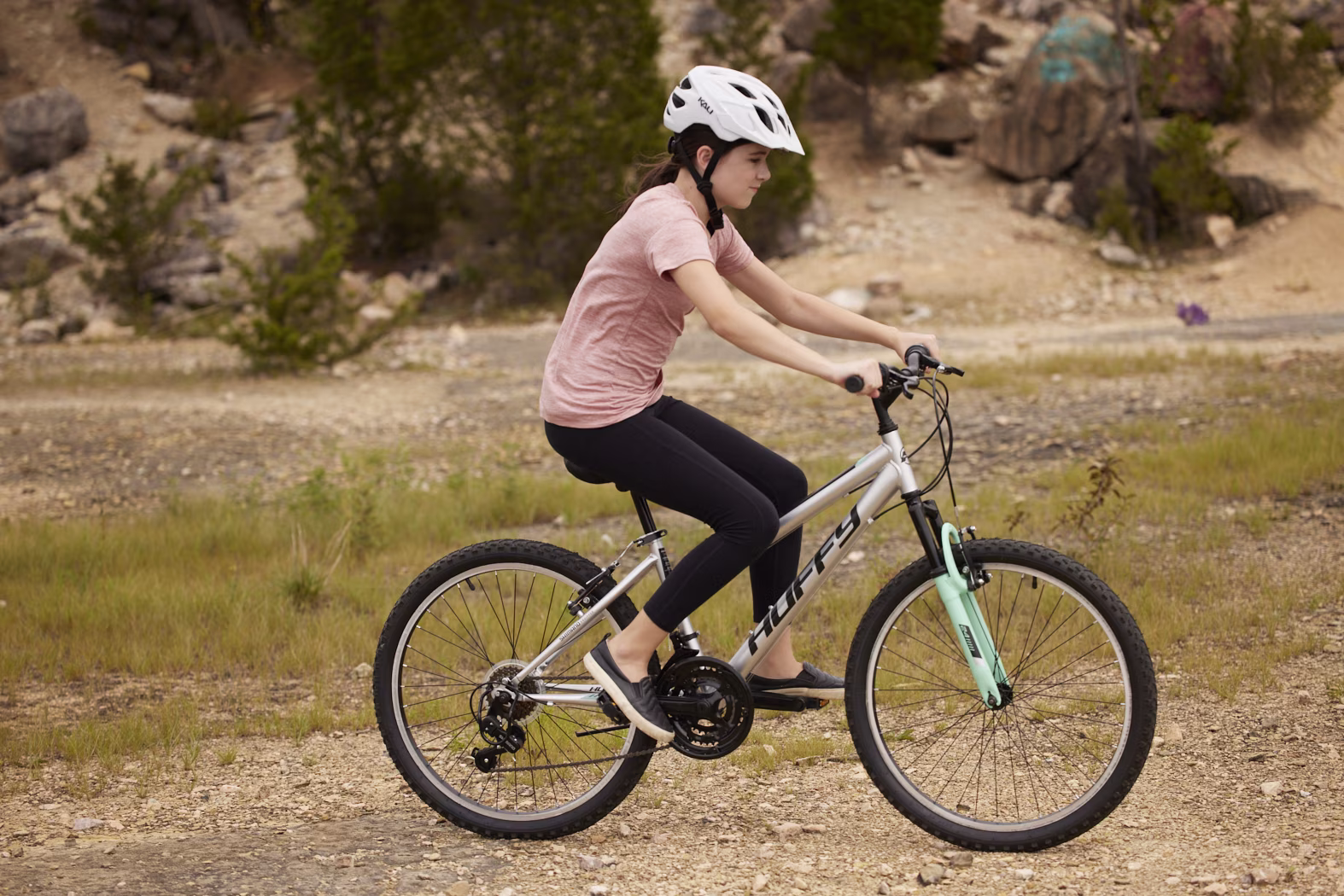 Huffy 24" Stone Mountain Bike, Fits Riders 58"-70", Metallic Nickel, Kids/Adults, Girls/Women - Image 4