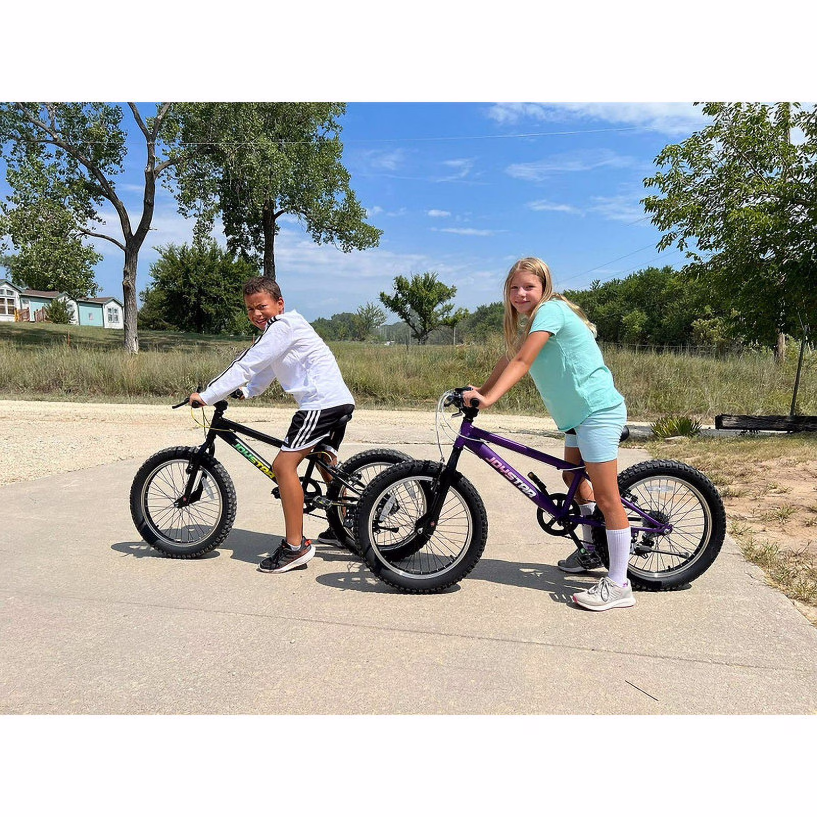 JOYSTAR 20 Inch Mountain Bike for Kids Ages 7-12 Year Old, 3-Inch Wide Knobby Tires, 7 Speed Shimano Drivetrain, Disc Brakes, Fat Tire Kids Bicycles for Boys Girls, Blue - Image 4