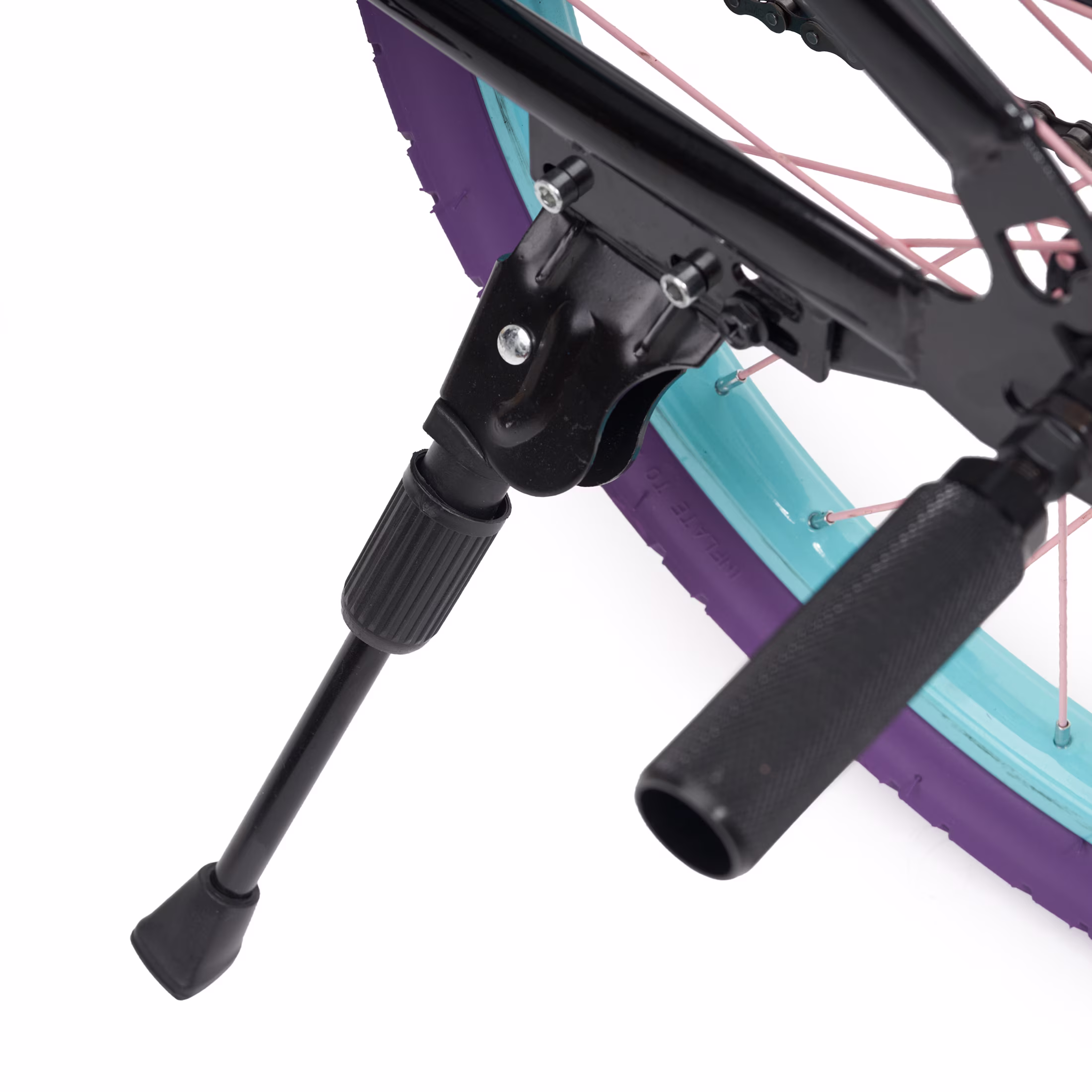 Justice Meta Hyper Shine 20” BMX Kids’ Bike with License Plate, Colored Spokes, and Light-Up Rim - Image 3
